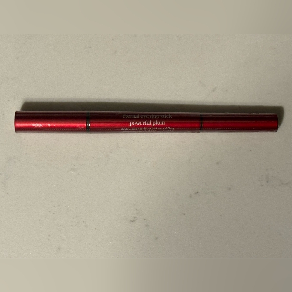 Luxury duo ended eyeliner/eyeshadow stick!